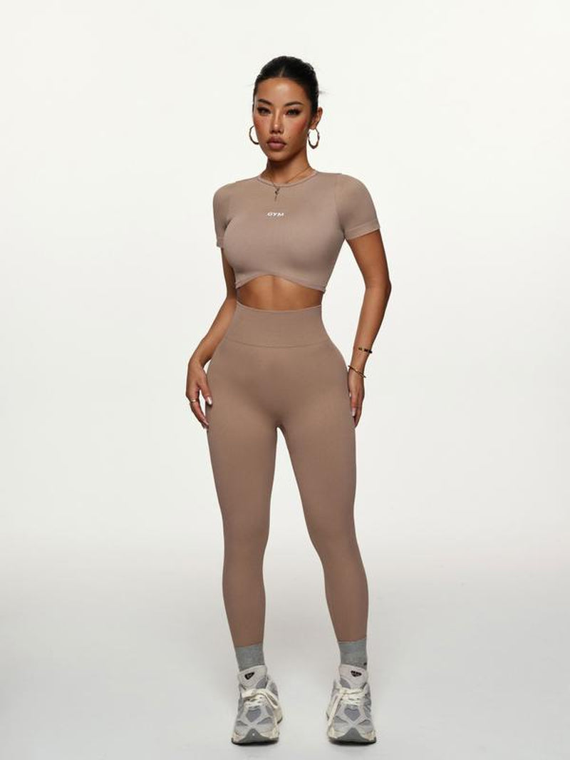 High Elastic Seamless Women'S Sports Set, Comfortable Yoga Leggings for Active Lifestyle, Fashionable Gym Apparel